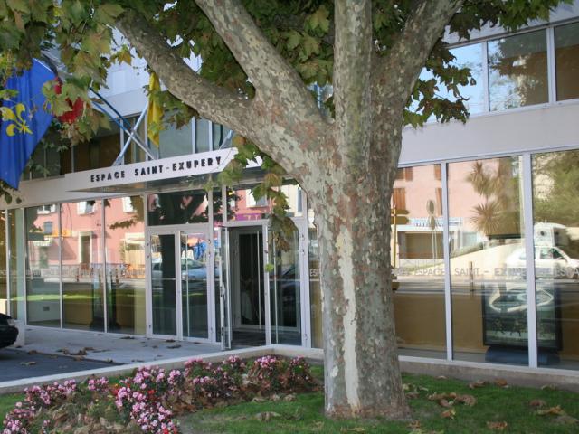 Extérieur St Exupery
