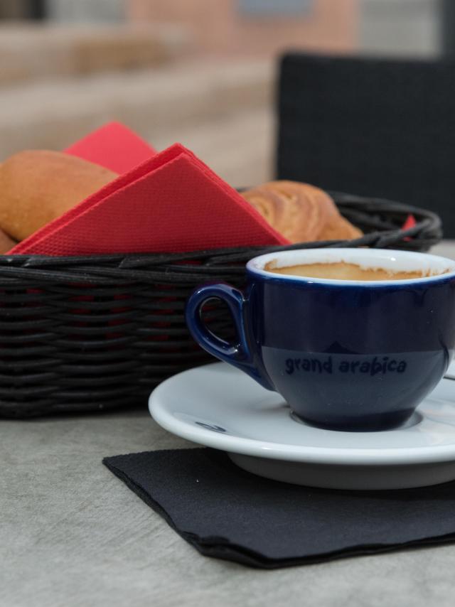 St Exupery Mairie Rues Cafe 07 Bd